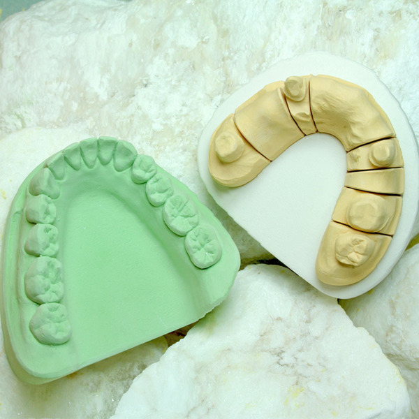 MarmoDie - супер прочный гипс, тип 5, натуральный, золотисто-коричневый, коробка 22,7 кг - фото 0