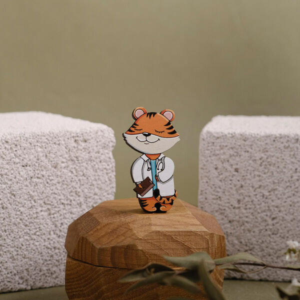 Значок "Доктор тигр" - фото 1