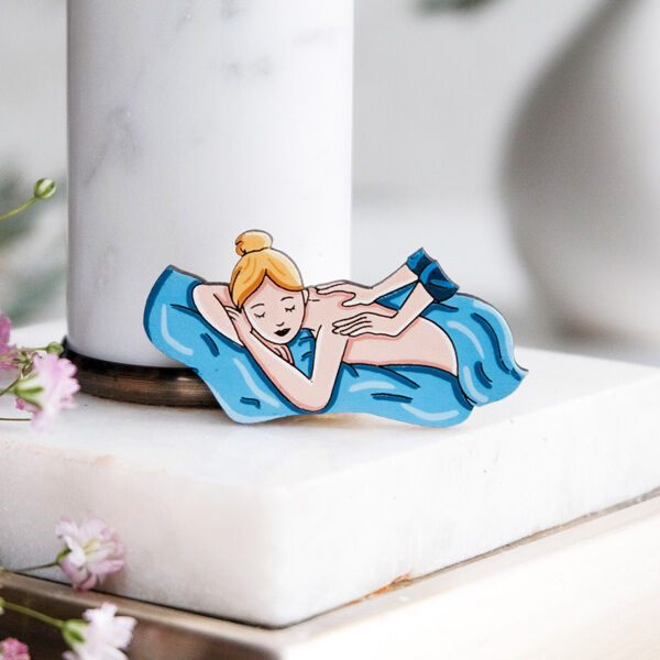 Значок "Массажист", голубой плед - фото 1