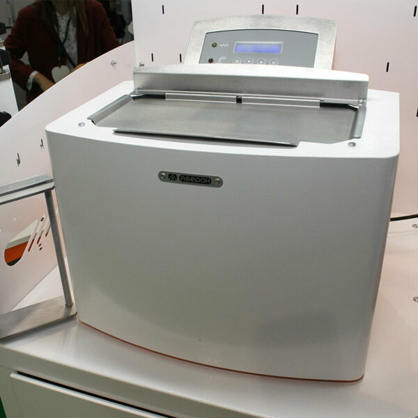 Ванна для горячей полимеризации Аверон ПВА 2.0 АР, автоматическая, с рабочей камерой до 9 стандартных кювет - фото 6